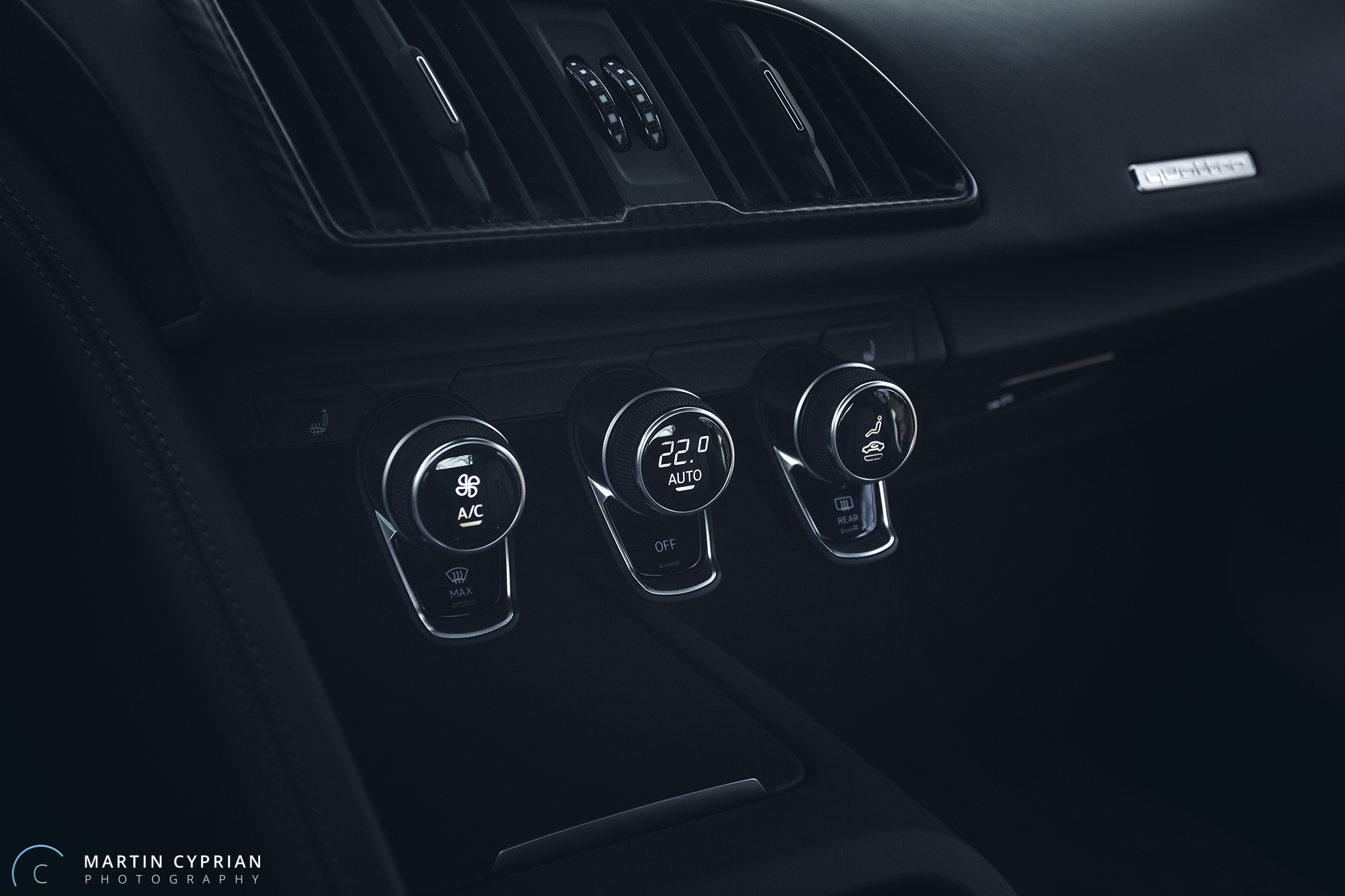 Audi R8 V10 Plus 2016 (6).jpg